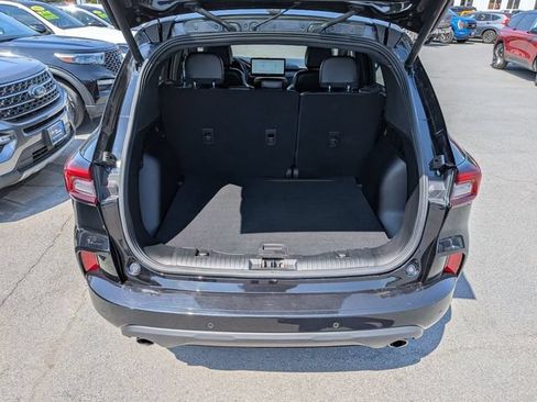 Used 2023 Ford Escape ST-Line w/ Tech Pack #1 AWD/4WD image 17