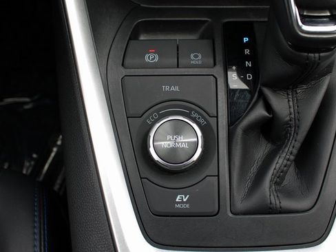 Used 2019 Toyota RAV4 XSE image 20