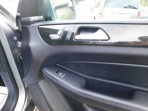 Used 2016 Mercedes-Benz GLE 300d 4MATIC image 15