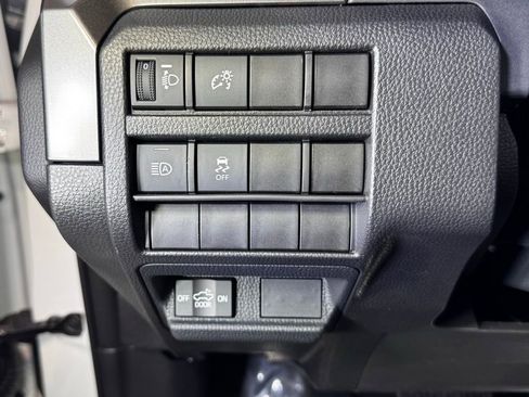 Used 2026 Toyota Tacoma SR5 AWD/4WD image 23