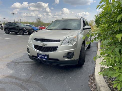 Used 2013 Chevrolet Equinox LT w/ Driver Convenience Package FWD image 3
