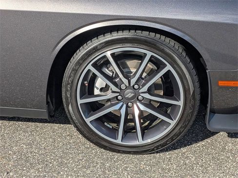 Certified 2023 Dodge Challenger GT w/ Plus Package image 10