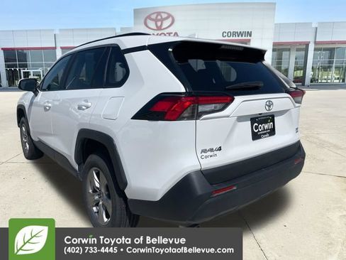 Used 2025 Toyota RAV4 XLE AWD/4WD image 3