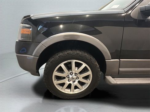 Used 2011 Ford Expedition EL XLT w/ 203A Rapid Spec Order Code image 3