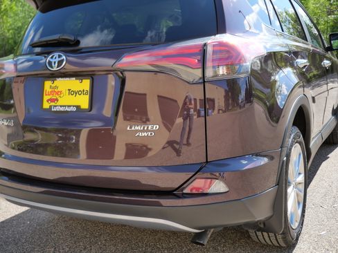 Certified 2018 Toyota RAV4 Limited w/ Protection Package AWD/4WD image 17