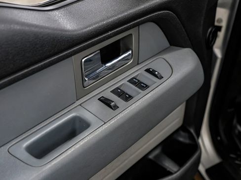 Used 2011 Ford F150 XLT w/ XLT Convenience Pkg image 38