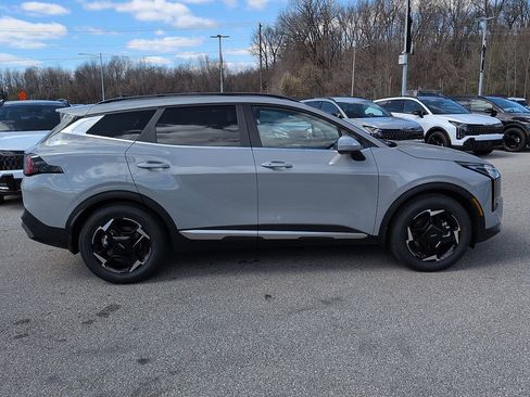 New 2026 Kia Sportage EX w/ EX Panorama Roof Package image 2