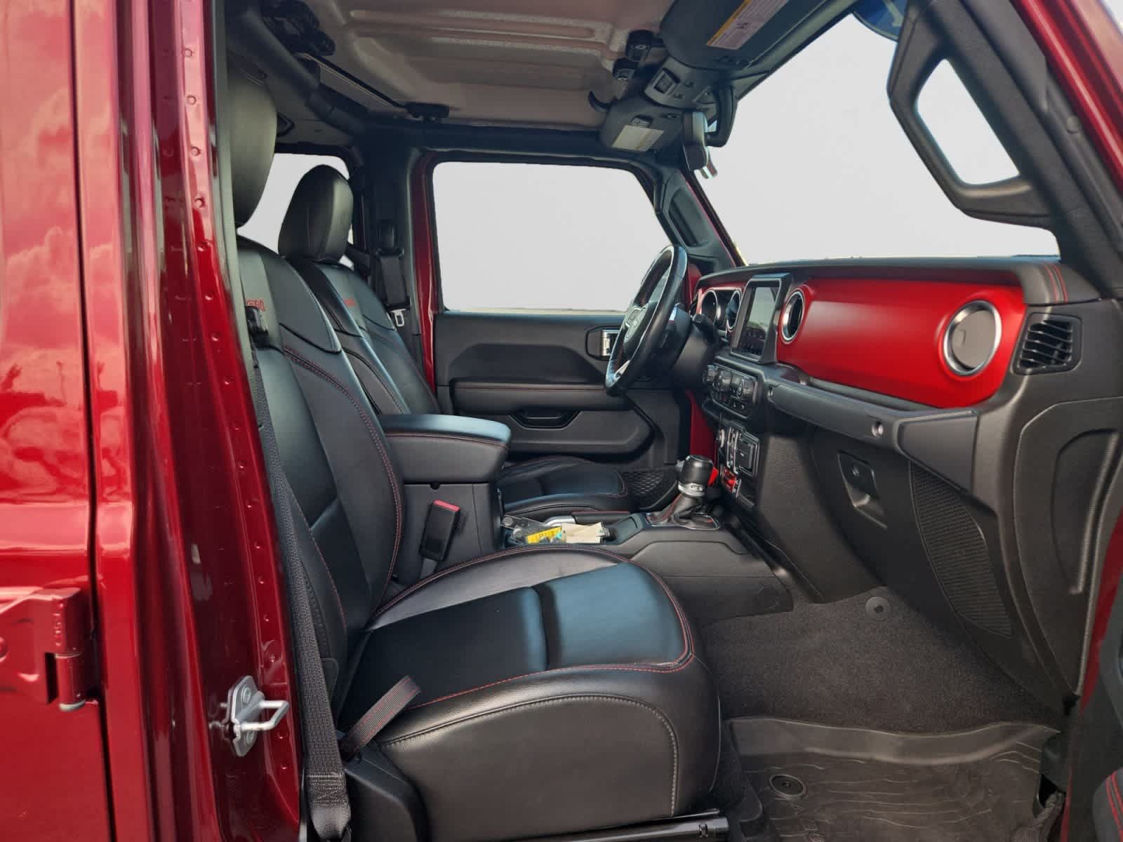 Used 2021 Jeep Gladiator Rubicon AWD/4WD image 15