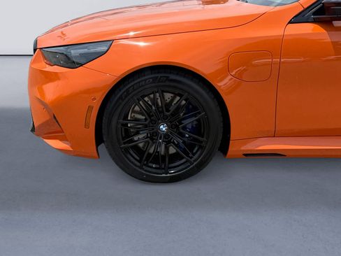 New 2027 BMW M5 w/ Executive Package AWD/4WD image 9