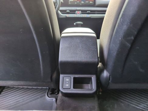 Used 2025 Kia K4 FWD image 35