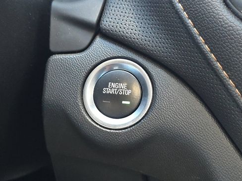 Used 2020 Chevrolet Equinox Premier AWD/4WD image 23
