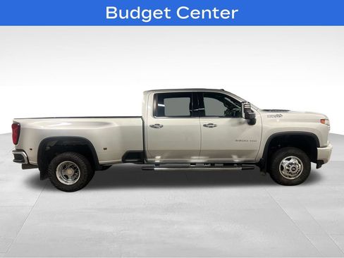 Used 2022 Chevrolet Silverado 3500 High Country w/ LPO, Hitch Package AWD/4WD image 2