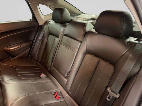 Used 2013 Buick Verano Leather FWD image 20