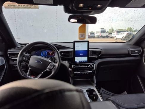 Used 2023 Ford Explorer ST w/ Technology Package AWD/4WD image 8