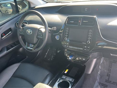 Used 2022 Toyota Prius XLE w/ Advanced Technology Package AWD/4WD image 20