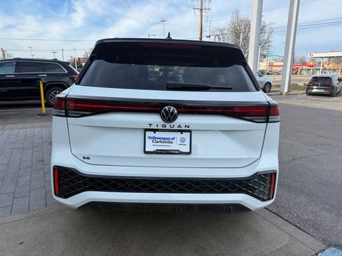 New 2026 Volkswagen Tiguan SE R-Line image 5