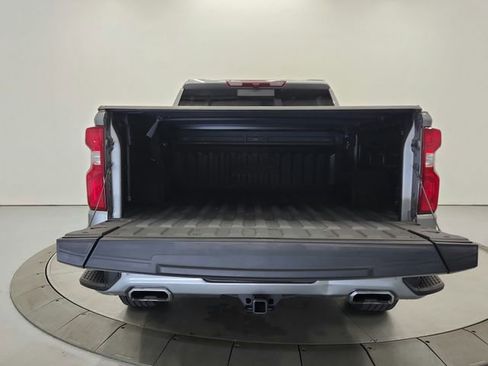 Used 2024 Chevrolet Silverado 1500 High Country w/ High Country Premium Package image 26