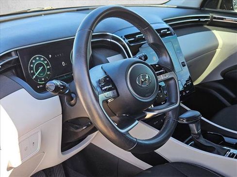 Used 2022 Hyundai Tucson SEL w/ Convenience Package image 9