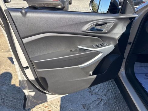 New 2026 Chevrolet Trax RS image 10