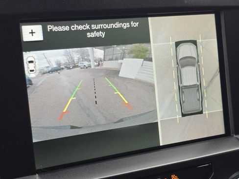 Used 2018 Ford F150 Platinum w/ Equipment Group 701A Luxury image 32