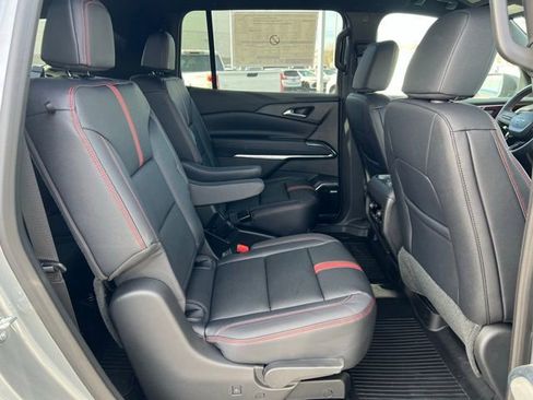 New 2026 Chevrolet Traverse RS AWD/4WD image 13