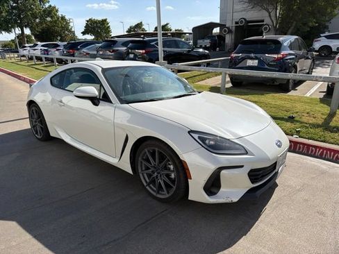 Used 2025 Subaru BRZ Limited RWD image 4