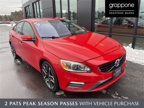 Used 2017 Volvo S60 T5 Dynamic image 1