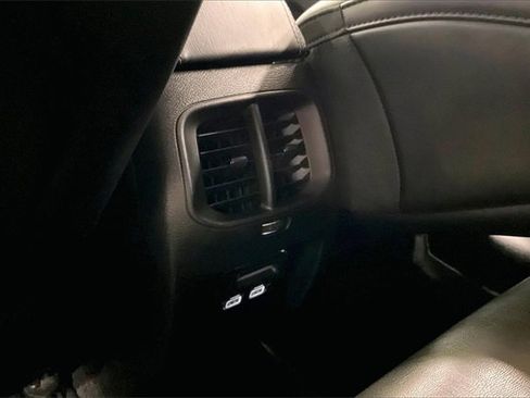 Used 2019 Jeep Cherokee Latitude Plus w/ Cold Weather Group image 33