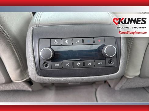 Used 2014 Buick Enclave Premium w/ Trailering Provision Package FWD image 36