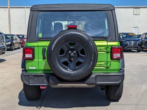 Used 2018 Jeep Wrangler Unlimited Sport image 7