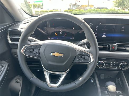 New 2026 Chevrolet TrailBlazer LT w/ Convenience Package FWD image 12