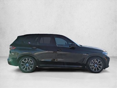 Certified 2023 BMW X5 xDrive45e w/ Executive Package image 4
