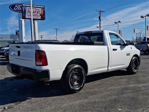 Used 2018 RAM 1500 Express image 6