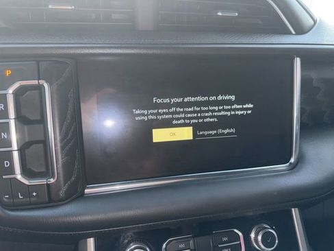 Used 2023 GMC Yukon Denali AWD/4WD image 40