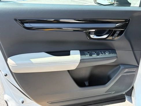 Used 2023 Honda CR-V EX-L image 12
