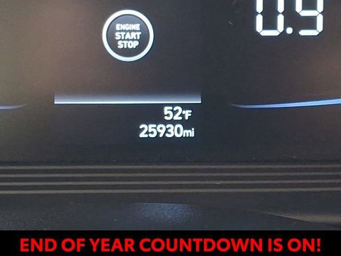 Certified 2024 Hyundai Venue SEL image 24