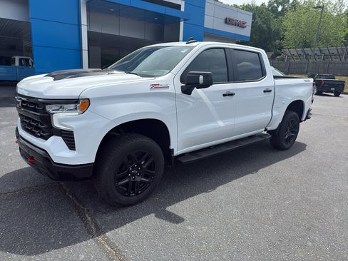 New 2026 Chevrolet Silverado 1500 LT Trail Boss AWD/4WD image 1