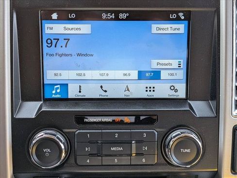 Used 2016 Ford F150 Lariat RWD image 14