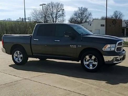 Used 2018 RAM 1500 Big Horn image 2