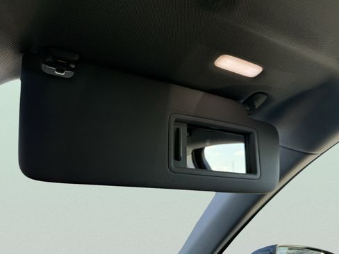 Used 2024 Audi Q5 e Premium w/ Convenience Package image 67