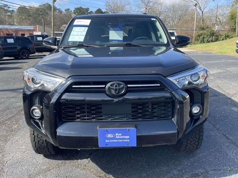 Used 2023 Toyota 4Runner SR5 Premium w/ Moonroof Package image 10