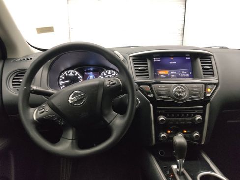 Used 2020 Nissan Pathfinder S AWD/4WD image 22