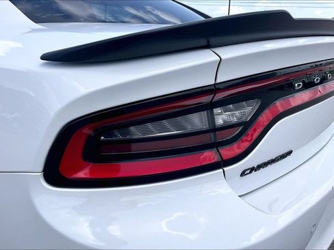 Used 2019 Dodge Charger SXT w/ Blacktop Package RWD image 20