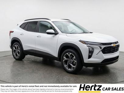 Used 2025 Chevrolet Trax LT