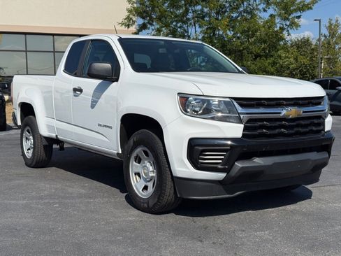 Used 2021 Chevrolet Colorado W/T w/ WT Convenience Package image 2