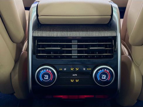 Certified 2025 Land Rover Range Rover Long Wheelbase SE image 36