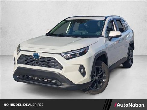 Used 2022 Toyota RAV4 XLE Premium AWD/4WD image 1
