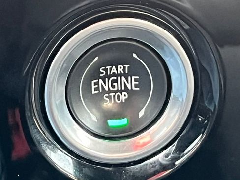 Used 2024 Chevrolet Silverado 1500 LT image 28