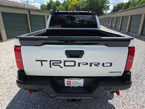 Certified 2026 Toyota Tacoma TRD Pro AWD/4WD image 5