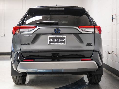 Used 2024 Toyota RAV4 XSE AWD/4WD image 36